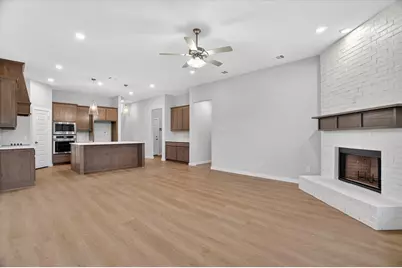 321 Skeen Peak, Springtown, TX 76082 - Photo 13