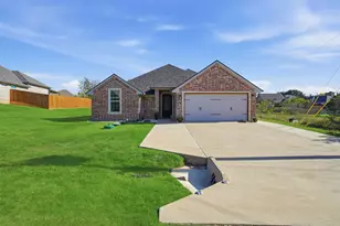 5007 Terlingua Dr, Granbury, TX 76048 - Photo 1