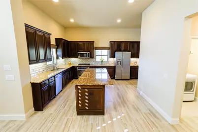 878 Hatton Sumner Place, Arlington, TX 76005 - Photo 3