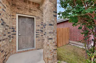 2013 Windsong Dr, Heartland, TX 75126 - Photo 5