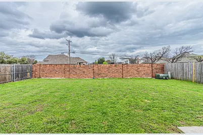 3016 Cesareo Drive, Grand Prairie, TX 75052 - Photo 19