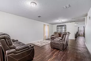 3016 Cesareo Dr, Grand Prairie, TX 75052 - Photo 5