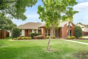 1902 Lansdown Dr, Carrollton, TX 75010 - Photo 3