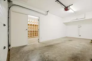 1810 Bermuda St, Dallas, TX 75214 - Photo 31