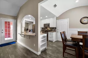 303 Anita Ln, Waxahachie, TX 75165 - Photo 7