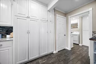 303 Anita Ln, Waxahachie, TX 75165 - Photo 11