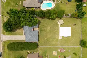 303 Anita Ln, Waxahachie, TX 75165 - Photo 33