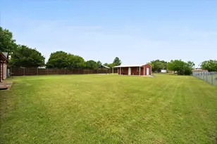 303 Anita Ln, Waxahachie, TX 75165 - Photo 23