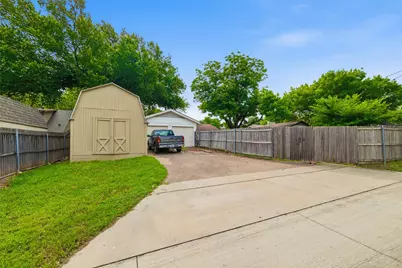 829 Ray Andra Drive, DeSoto, TX 75115 - Photo 33