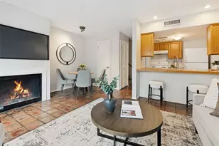 2702 Douglas Ave, Dallas, TX 75219 - Photo 3