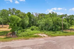 840 Quail Park Ln, Cleburne, TX 76031 - Photo 1
