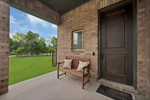 2502 Westbank Trl, Garland, TX 75042 - Photo 3