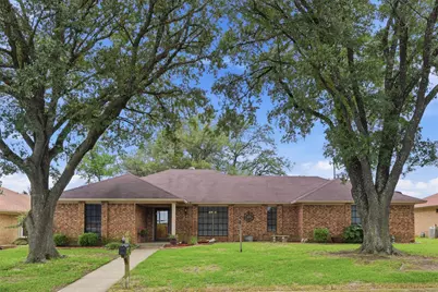 121 Hollie Circle, Sulphur Springs, TX 75482 - Photo 1