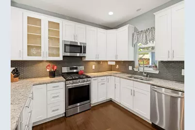 630 N Edgefield Avenue, Dallas, TX 75208 - Photo 13
