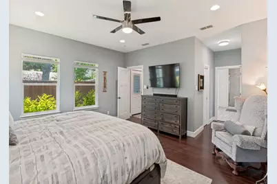 630 N Edgefield Avenue, Dallas, TX 75208 - Photo 15