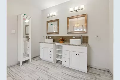 630 N Edgefield Avenue, Dallas, TX 75208 - Photo 17