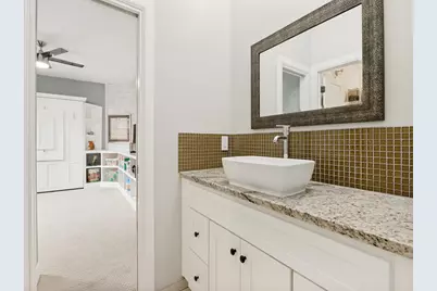 630 N Edgefield Avenue, Dallas, TX 75208 - Photo 19