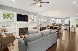 630 N Edgefield Ave, Dallas, TX 75208 - Photo 5