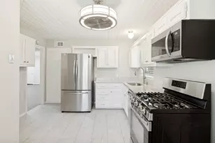 11524 Strand St, Dallas, TX 75218 - Photo 9