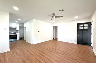 4500 Athens Ave, Waco, TX 76710 - Photo 7