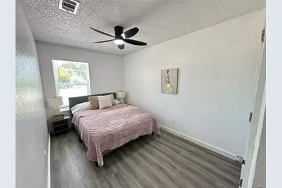 809 W Broadus Avenue, Fort Worth, TX 76115 - Photo 5
