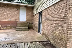 1347 Crestview Dr, Denison, TX 75020 - Photo 3