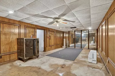 1092 W Highway 199, Springtown, TX 76082 - Photo 19