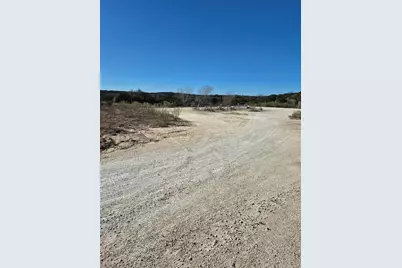 8740 Parkview Court, Cleburne, TX 76033 - Photo 5