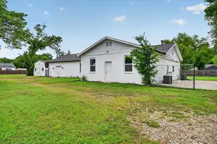 401 E Buffalo St, Forney, TX 75126 - Photo 23
