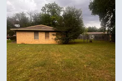 7904 Lazy Lane Road, North Richland Hills, TX 76180 - Photo 3