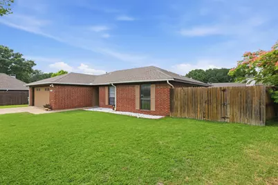 1515 Eastland Circle, Sachse, TX 75048 - Photo 3
