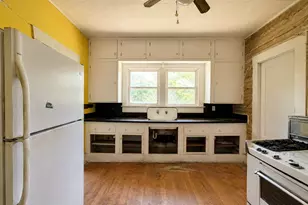 2114 Tierney Rd, Fort Worth, TX 76112 - Photo 13