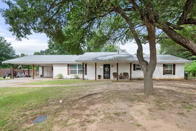 951 Faircrest Drive, Fairfield, TX 75840 - Photo 1