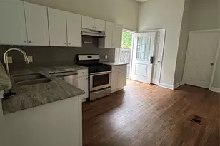 1123 Kings Hwy, Dallas, TX 75208 - Photo 3