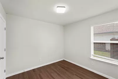 2208 Sayle Street, Greenville, TX 75401 - Photo 13