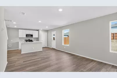 5525 Rollins Drive, Denton, TX 76249 - Photo 5