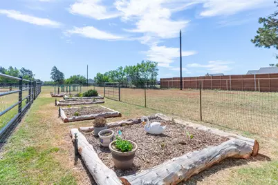 317 Country Place S, Abilene, TX 79606 - Photo 5