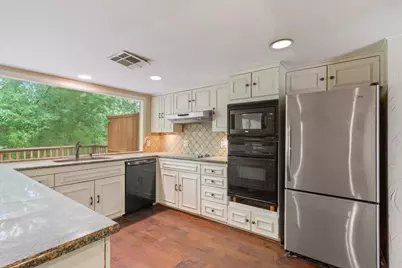 4312 Village Oak Drive, Waco, TX 76710 - Photo 13
