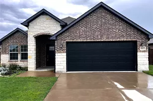 1012 Eva Dr, Greenville, TX 75402 - Photo 1
