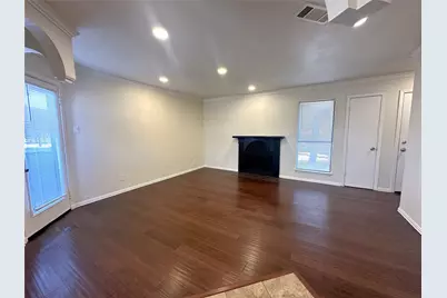 1600 Pecan Chase Circle #6, Arlington, TX 76012 - Photo 17