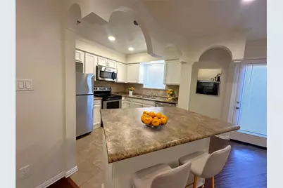 1600 Pecan Chase Circle #6, Arlington, TX 76012 - Photo 3
