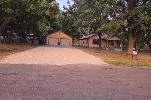 509 S Mill St, Cumby, TX 75433 - Photo 3