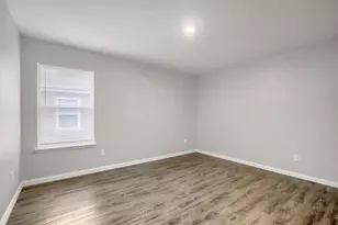 824 E Pecan Ave, Waco, TX 76704 - Photo 9