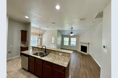 905 Silverthorne Drive, Fort Worth, TX 76028 - Photo 3
