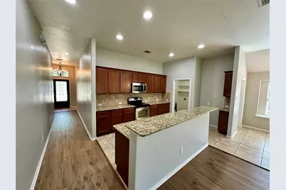 905 Silverthorne Drive, Fort Worth, TX 76028 - Photo 9
