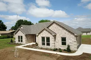 501 John Jr Dr, Lindsay, TX 76250 - Photo 1
