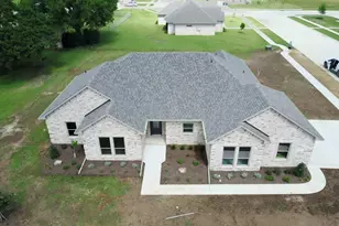 501 John Jr Dr, Lindsay, TX 76250 - Photo 3