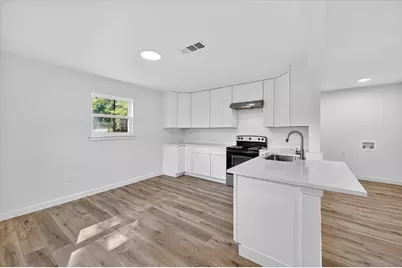 7411 Schepps Parkway, Dallas, TX 75217 - Photo 5