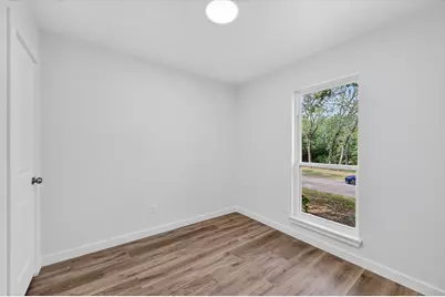 7411 Schepps Parkway, Dallas, TX 75217 - Photo 11
