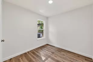 7411 Schepps Pkwy, Dallas, TX 75217 - Photo 13